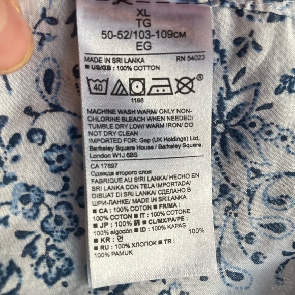 Banana Republic Dillon Button Down Blouse Floral Paisley - Picture 6 of 6